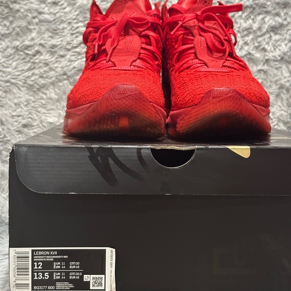 Red Lebron XVII, Men’s Size 12, ***LIKE NEW CONDITION*** - Picture 5 of 7